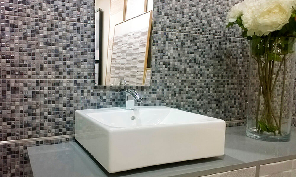 отделка ванны мозаикой