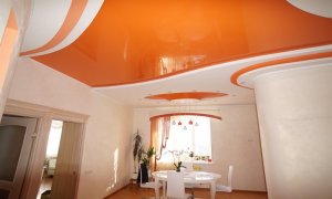 оранжевый натяжной потолок
